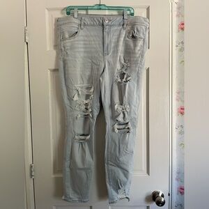 American Eagle Destroyed Light Wash Jeggings